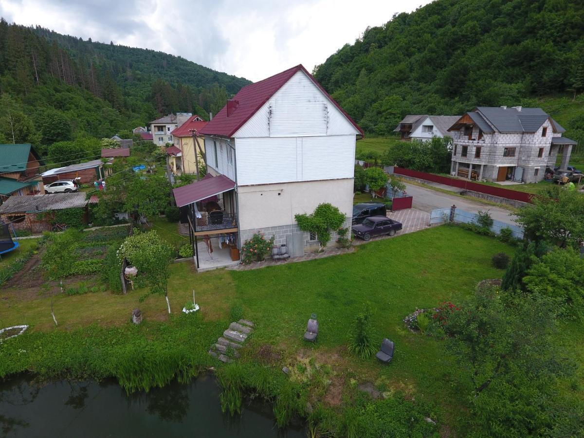 Садиба У Брусків Mizhhirya  Exterior foto