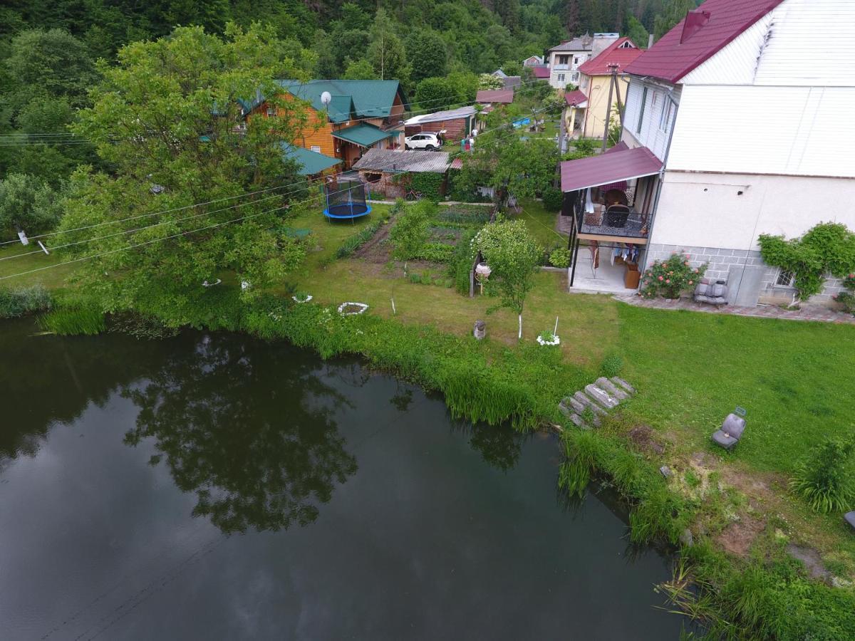 Садиба У Брусків Mizhhirya  Exterior foto