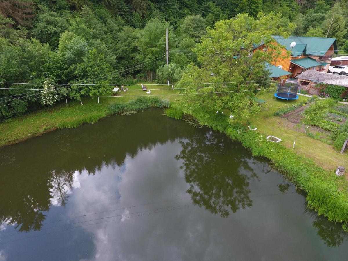 Садиба У Брусків Mizhhirya  Exterior foto