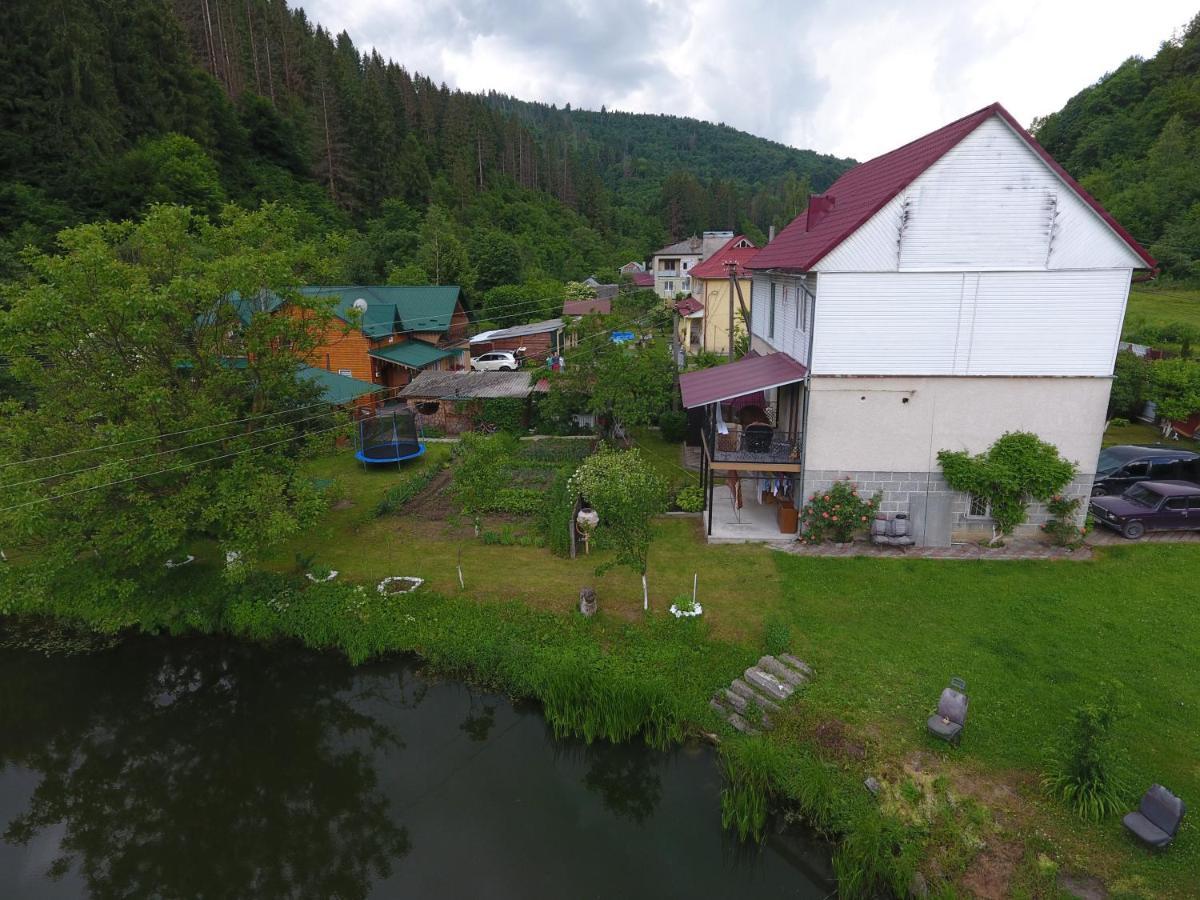 Садиба У Брусків Mizhhirya  Exterior foto
