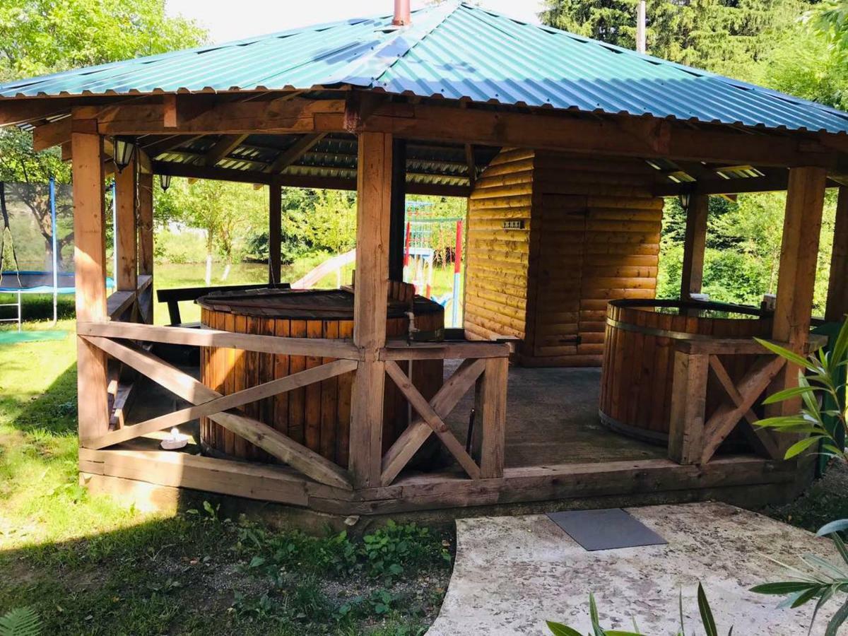 Садиба У Брусків Mizhhirya  Exterior foto